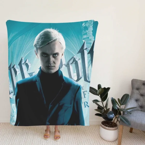 Harry Potter – Malfoy Movie Draco Malfoy Tom Felton Fleece Blanket