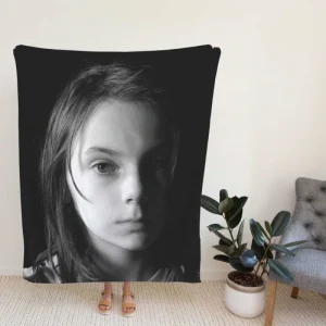 Logan Movie X-23 Dafne Keen Laura Kinney Fleece Blanket