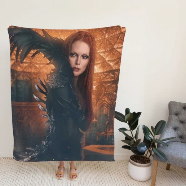 Seventh Son Movie Julianne Moore Julianne Moore Fleece Blanket